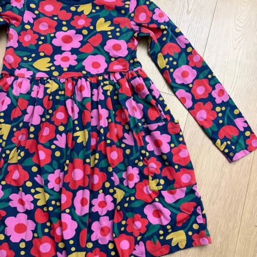 Hanna Andersson Floral Long Sleeve Dress size 12 kids or 150cm